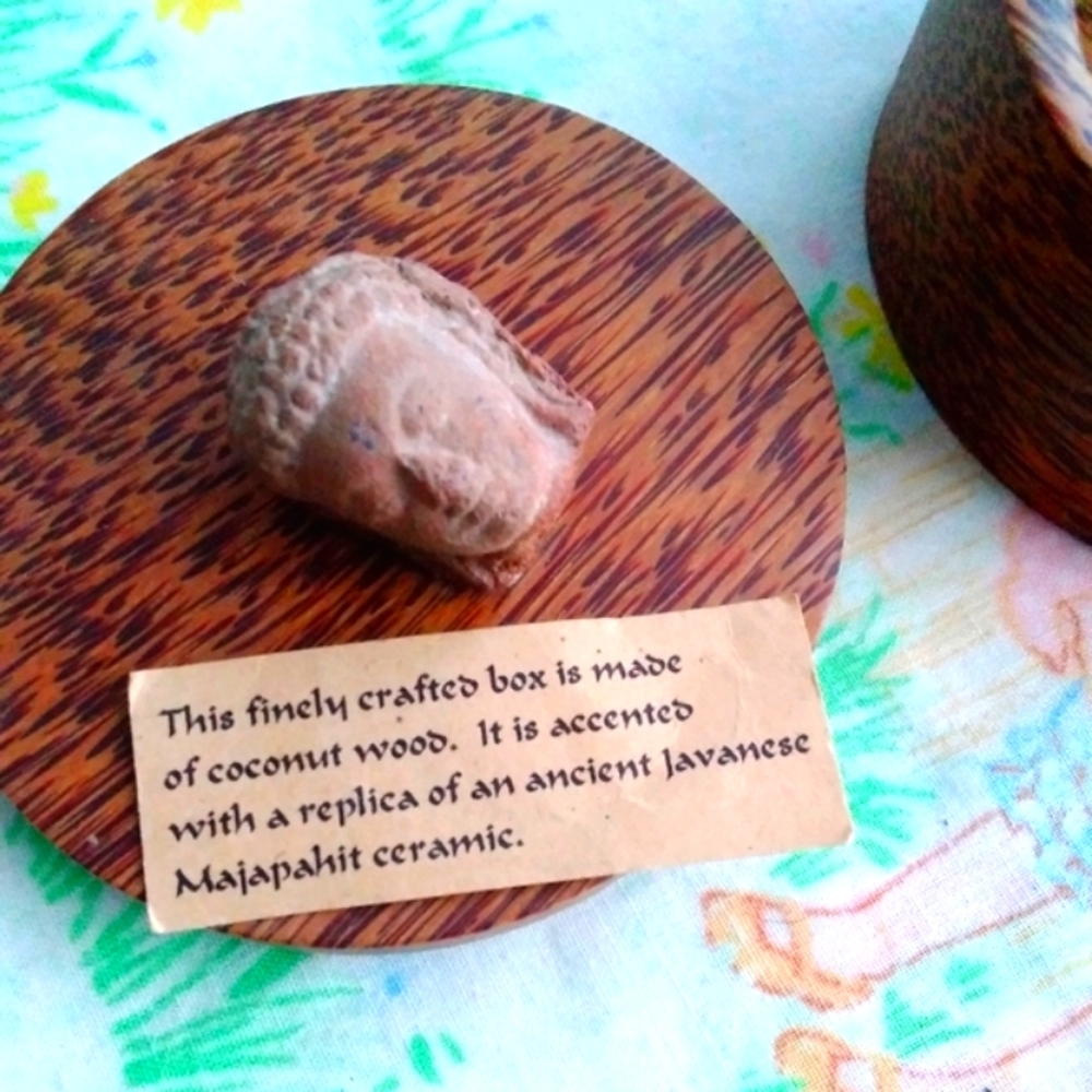 🌙Handcrafted Javanese Coconut Wood Jewelry Box Buddha Trinket